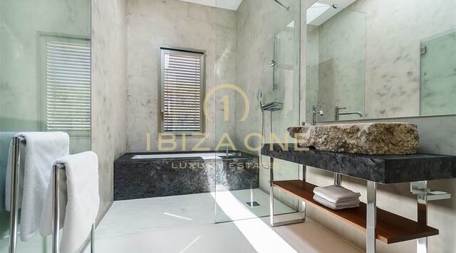 Villa di lusso di nuova costruzione con splendida vista mare in vendita, Ibiza - Villa di lusso di nuova costruzione con splendida vista mare in affitto, Ibiza