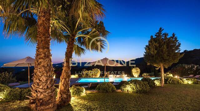 Villa de lujo de nueva construcción con hermosas vistas al mar en venta, Ibiza - Villa de lujo de nueva construcción con hermosas vistas al mar en alquiler, Ibiza