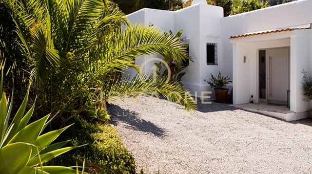 Luxe woning met zeezicht, toeristenvergunning en mooie tuin te koop, Ibiza - Luxe woning met zeezicht, toeristenvergunning en mooie tuin te huur, Ibiza