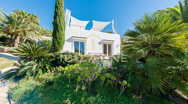 Proprietà di lusso con vista mare, licenza turistica e bel giardino in vendita, Ibiza - Proprietà di lusso con vista mare, licenza turistica e bel giardino in affitto, Ibiza