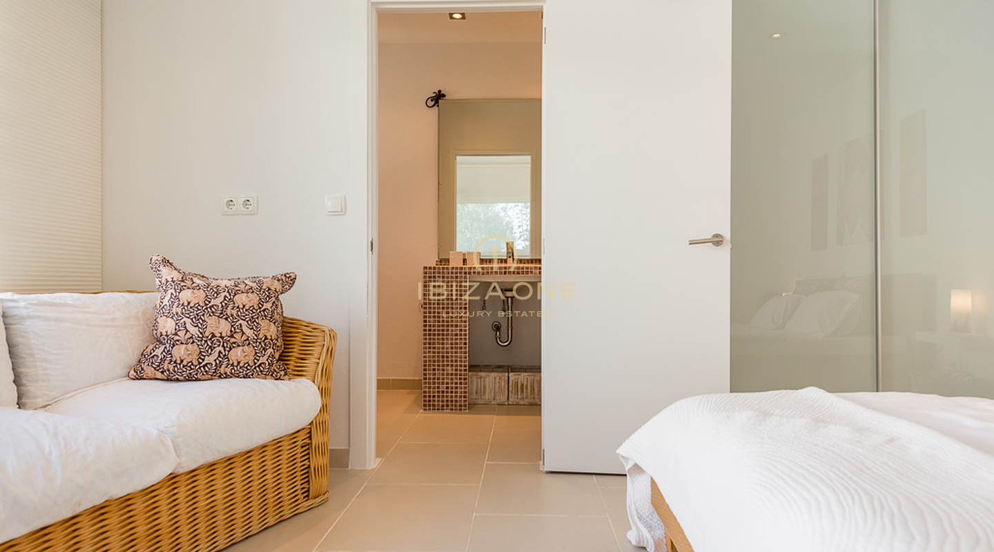 Luxuriöses Anwesen mit Meerblick, Touristenlizenz und schönem Garten zu verkaufen, Ibiza - Luxuriöses Anwesen mit Meerblick, Touristenlizenz und schönem Garten zu vermieten, Ibiza