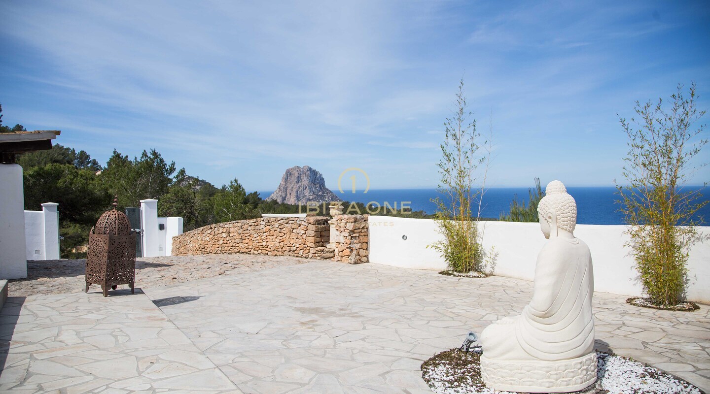 Villa de vacances de luxe avec vue sur Es Vedra, la mer et avec licence de location à vendre, Ibiza - Villa de vacances de luxe avec vue sur Es Vedra, la mer et avec licence de location à louer, Ibiza