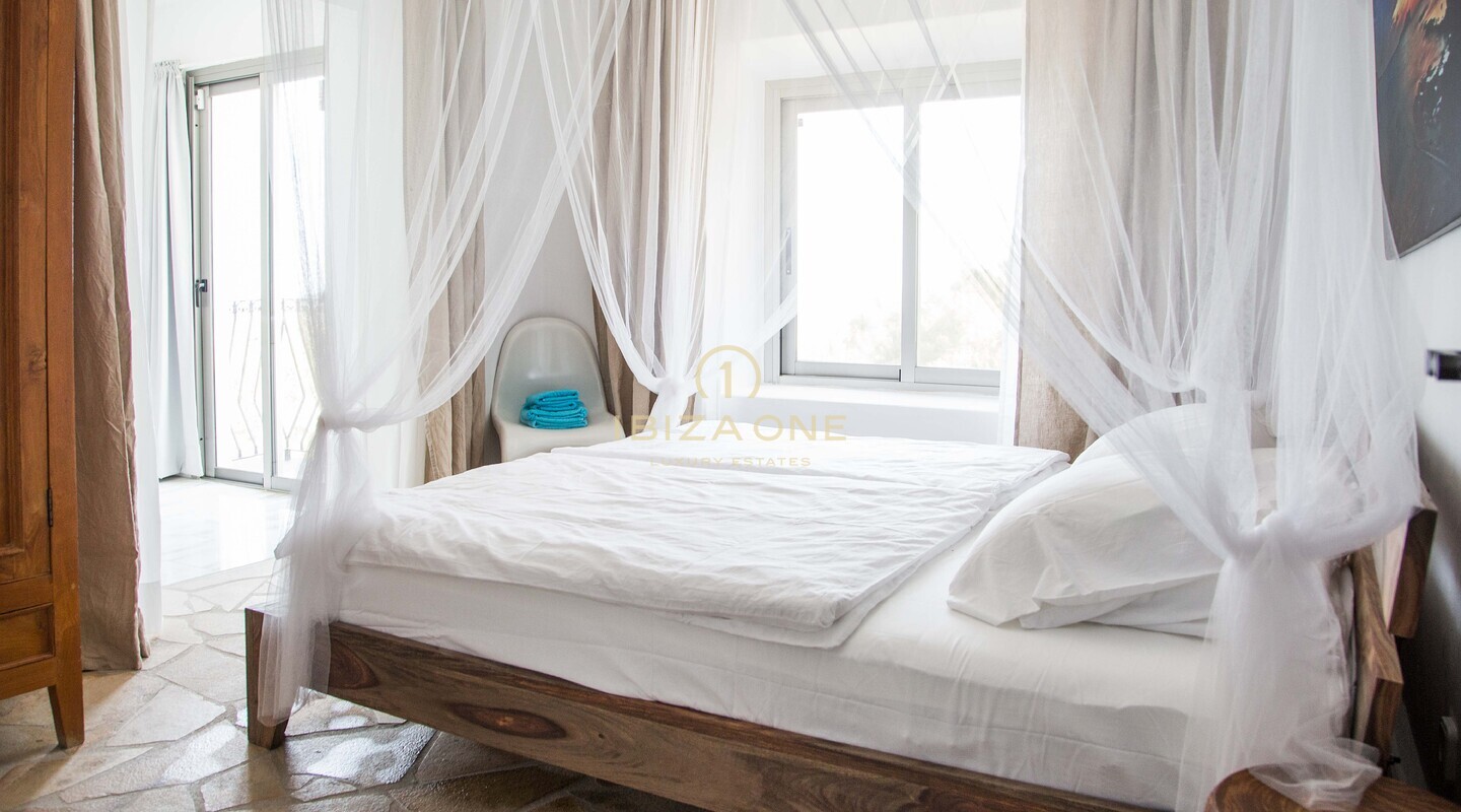 Villa de vacances de luxe avec vue sur Es Vedra, la mer et avec licence de location à vendre, Ibiza - Villa de vacances de luxe avec vue sur Es Vedra, la mer et avec licence de location à louer, Ibiza