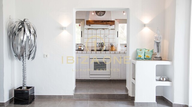 Villa de vacances de luxe avec vue sur Es Vedra, la mer et avec licence de location à vendre, Ibiza - Villa de vacances de luxe avec vue sur Es Vedra, la mer et avec licence de location à louer, Ibiza
