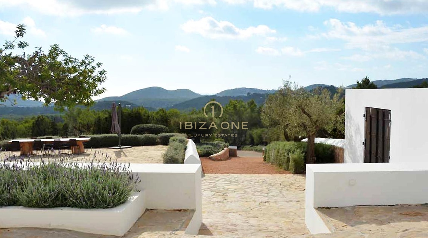Spacious luxury property with sea views, 350 olive trees, guest apartment for sale, Ibiza - Spacious luxury property with sea views, 350 olive trees, guest apartment for rent, Ibiza
