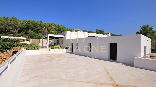 Espaciosa propiedad de lujo con vistas al mar, 350 olivos, apartamento de invitados en venta, Ibiza - Espaciosa propiedad de lujo con vistas al mar, 350 olivos, apartamento de invitados en alquiler, Ibiza