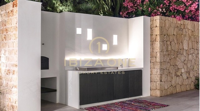 Ruime luxe woning met zeezicht, 350 olijfbomen, gastenappartement te koop, Ibiza - Ruime luxe woning met zeezicht, 350 olijfbomen, gastenappartement te huur, Ibiza
