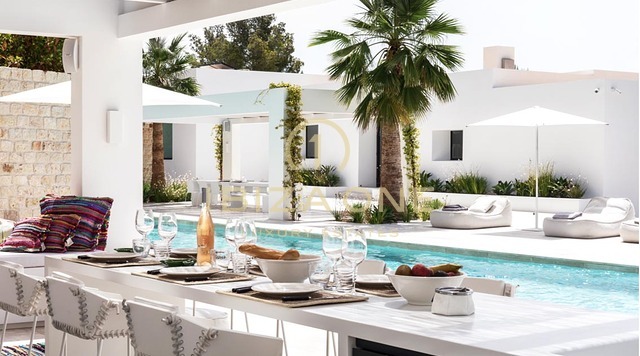Großzügiges Luxusanwesen mit Meerblick, 350 Olivenbäumen, Gästeapartment zu verkaufen, Ibiza - Großzügiges Luxusanwesen mit Meerblick, 350 Olivenbäumen, Gästeapartment zu vermieten, Ibiza