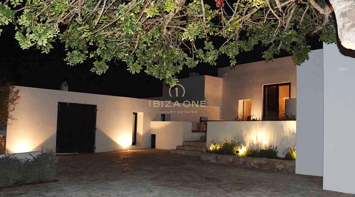 Espaciosa propiedad de lujo con vistas al mar, 350 olivos, apartamento de invitados en venta, Ibiza - Espaciosa propiedad de lujo con vistas al mar, 350 olivos, apartamento de invitados en alquiler, Ibiza