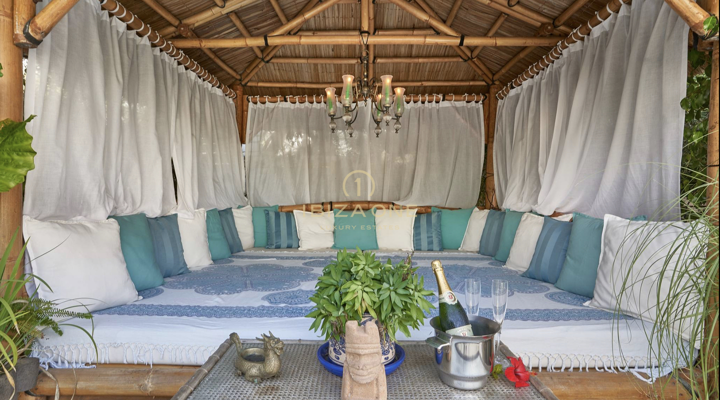 Luxury Renovated Ibiza finca, near Ibiza town and golf course for sale, Ibiza - Luxury Renovated Ibiza finca, near Ibiza town and golf course for rent, Ibiza