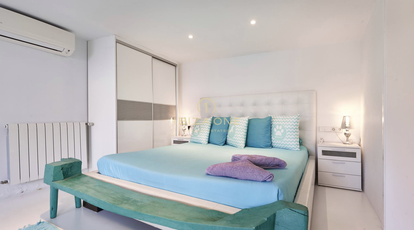Finca de luxe rénovée à Ibiza, près de la ville d'Ibiza et du golf à vendre, Ibiza - Finca de luxe rénovée à Ibiza, près de la ville d'Ibiza et du golf à louer, Ibiza
