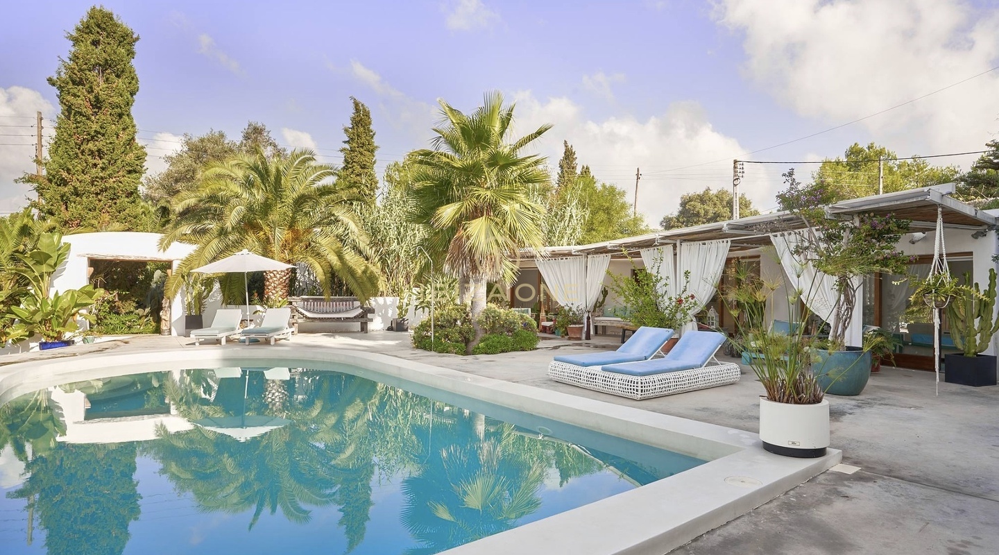 Luxuriös renovierte Ibiza-Finca, in der Nähe von Ibiza-Stadt und Golfplatz zu verkaufen, Ibiza - Luxuriös renovierte Ibiza-Finca, in der Nähe von Ibiza-Stadt und Golfplatz zu vermieten, Ibiza