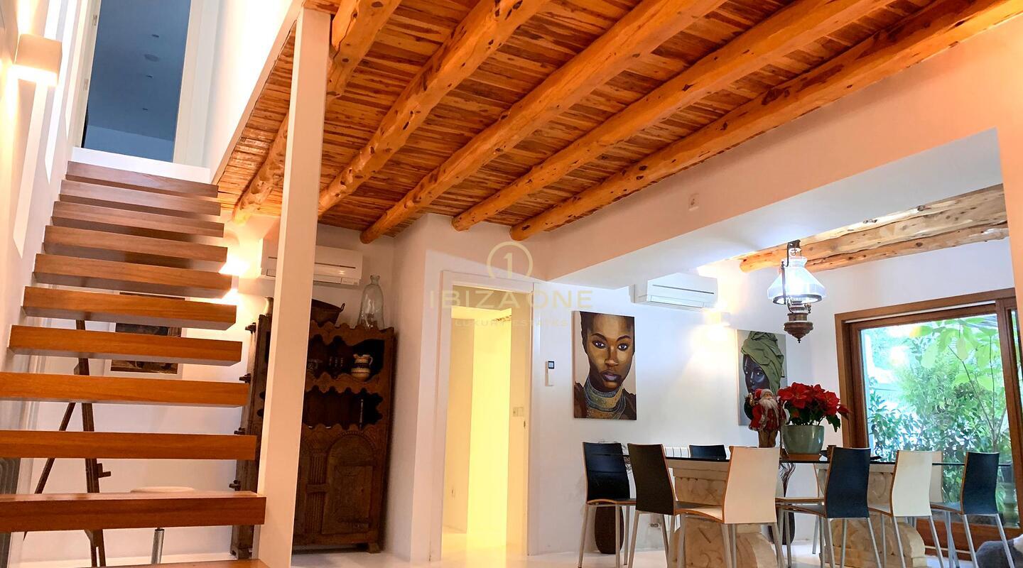 Luxe gerenoveerde finca op Ibiza, vlakbij Ibiza-stad en golfbaan te koop, Ibiza - Luxe gerenoveerde finca op Ibiza, vlakbij Ibiza-stad en golfbaan te huur, Ibiza