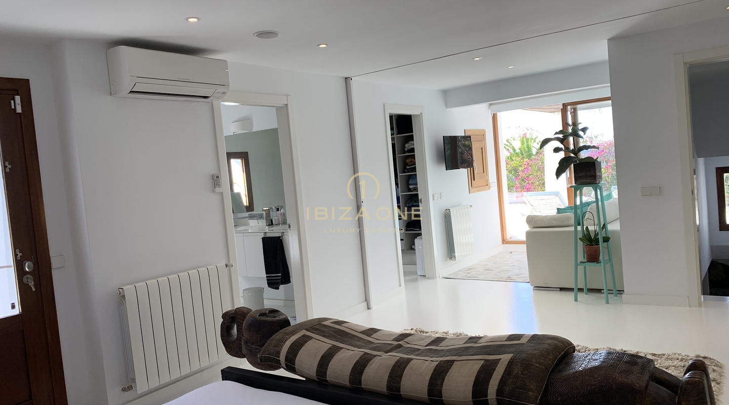 Luxe gerenoveerde finca op Ibiza, vlakbij Ibiza-stad en golfbaan te koop, Ibiza - Luxe gerenoveerde finca op Ibiza, vlakbij Ibiza-stad en golfbaan te huur, Ibiza