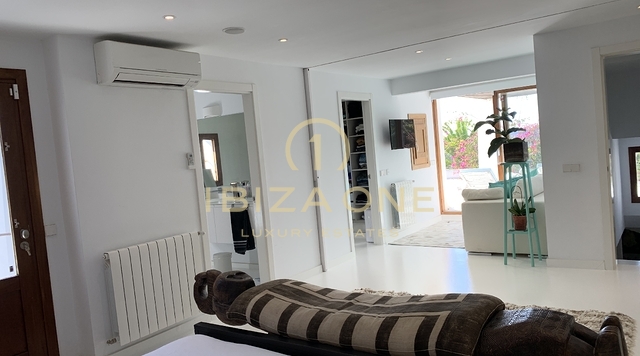 Finca de luxe rénovée à Ibiza, près de la ville d'Ibiza et du golf à vendre, Ibiza - Finca de luxe rénovée à Ibiza, près de la ville d'Ibiza et du golf à louer, Ibiza