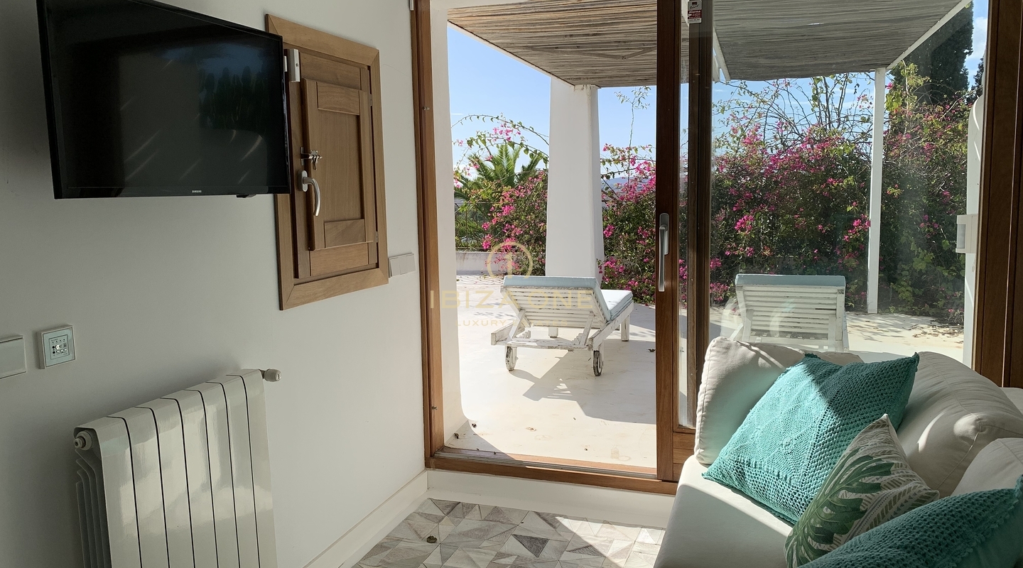 Luxury Renovated Ibiza finca, near Ibiza town and golf course for sale, Ibiza - Luxury Renovated Ibiza finca, near Ibiza town and golf course for rent, Ibiza