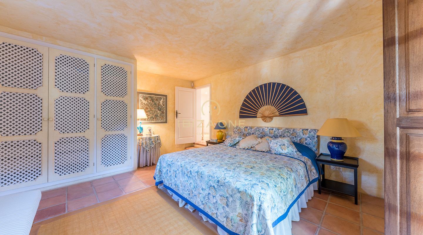 Belle villa de luxe de style campagnard avec maison d'hôtes et vue sur la mer à vendre, Ibiza - Belle villa de luxe de style campagnard avec maison d'hôtes et vue sur la mer à louer, Ibiza