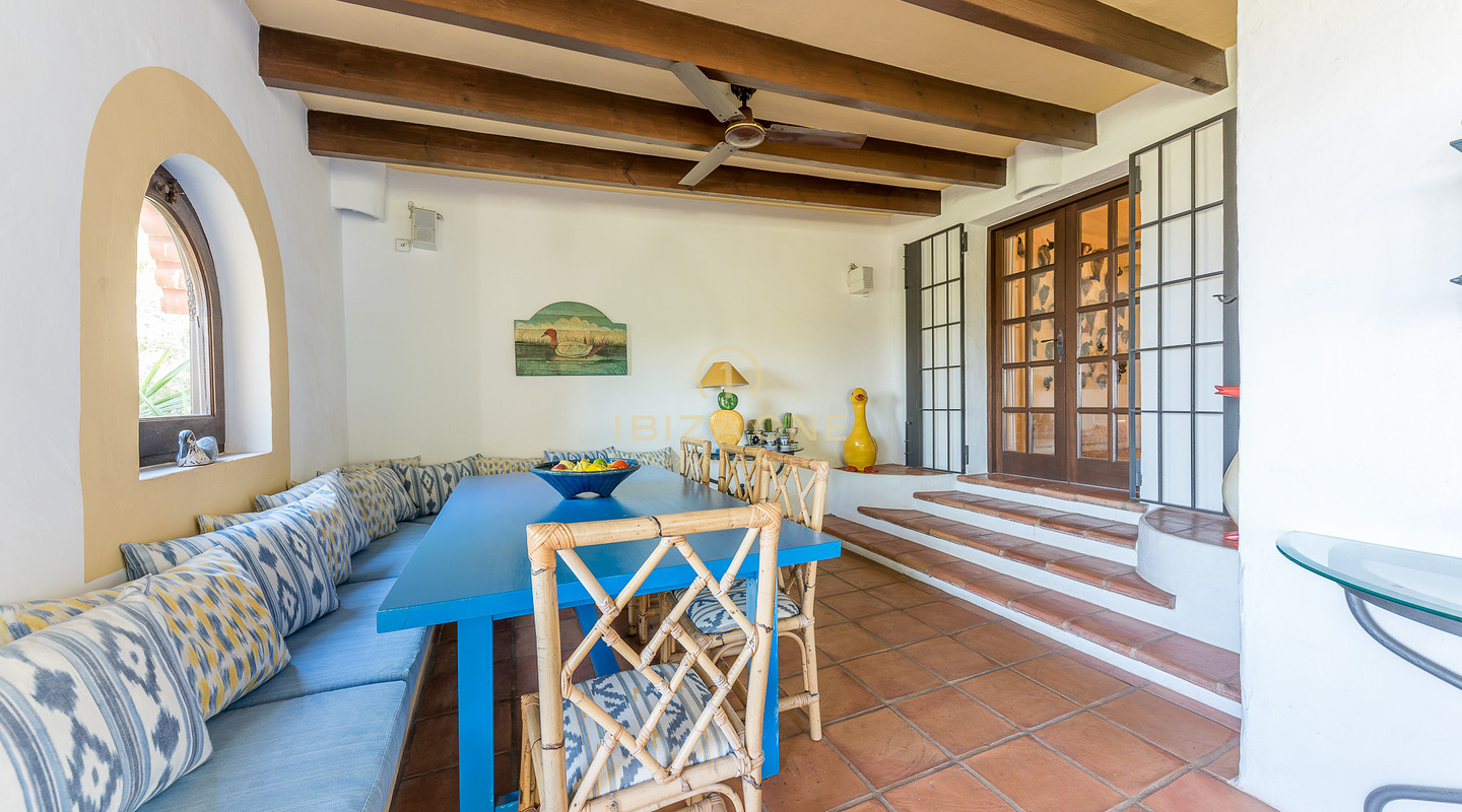 Wunderschöne Luxusvilla im Landhausstil mit Gästehaus und Meerblick zu verkaufen, Ibiza - Wunderschöne Luxusvilla im Landhausstil mit Gästehaus und Meerblick zu vermieten, Ibiza