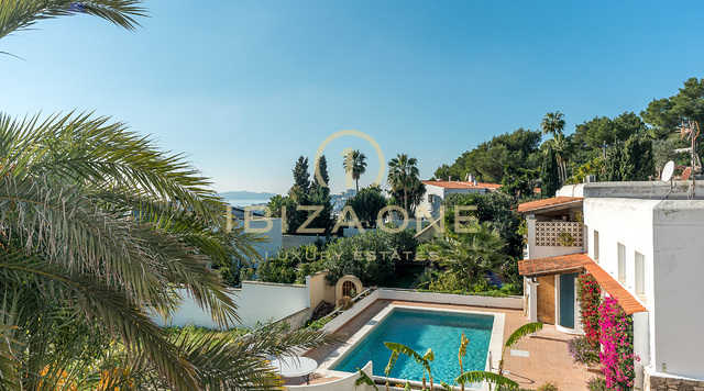 Mediterranean luxury villa with 11 bedrooms near Ibiza town for sale