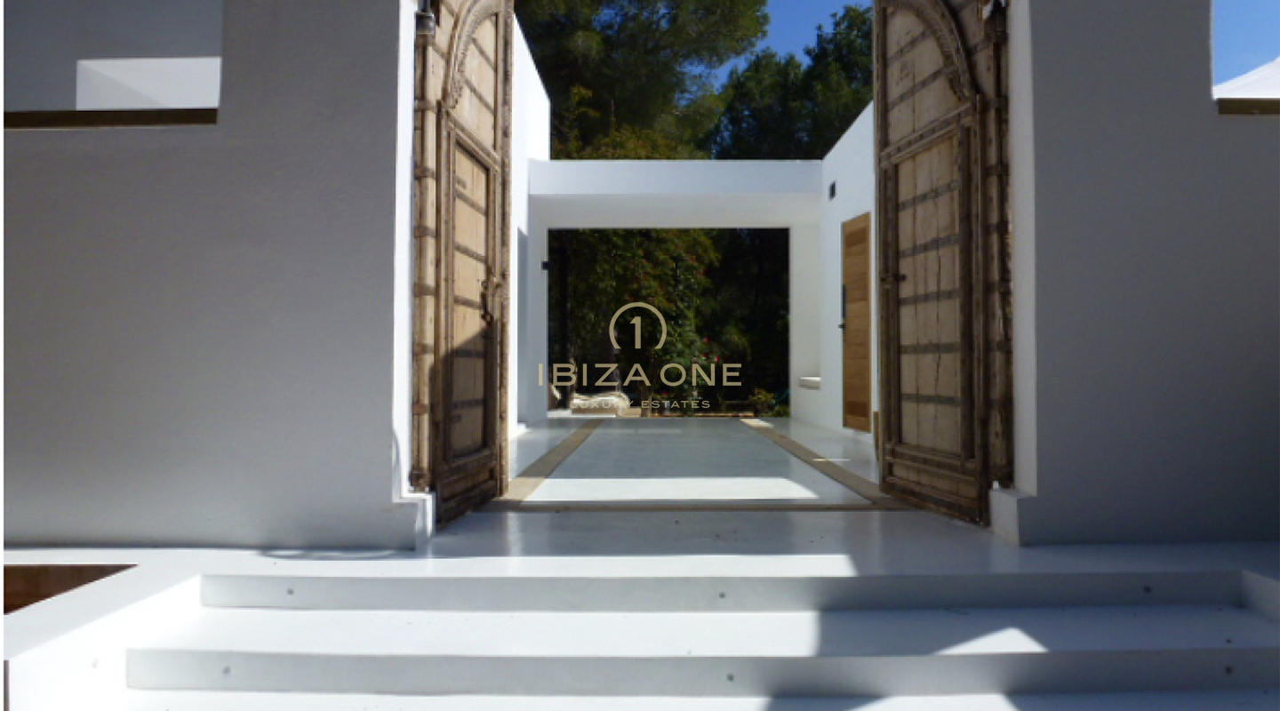 Villa de luxe à vendre et la maison de luxe est également à louer, Ibiza