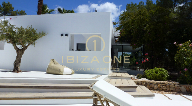 Luxe villa te koop en het luxe huis is ook te huur, Ibiza