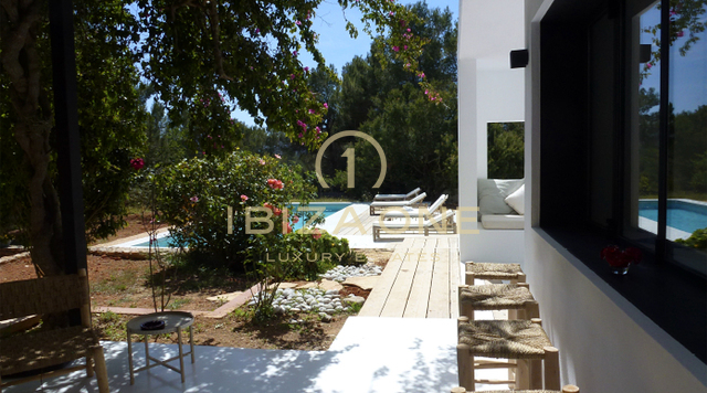 Luxe villa te koop en het luxe huis is ook te huur, Ibiza
