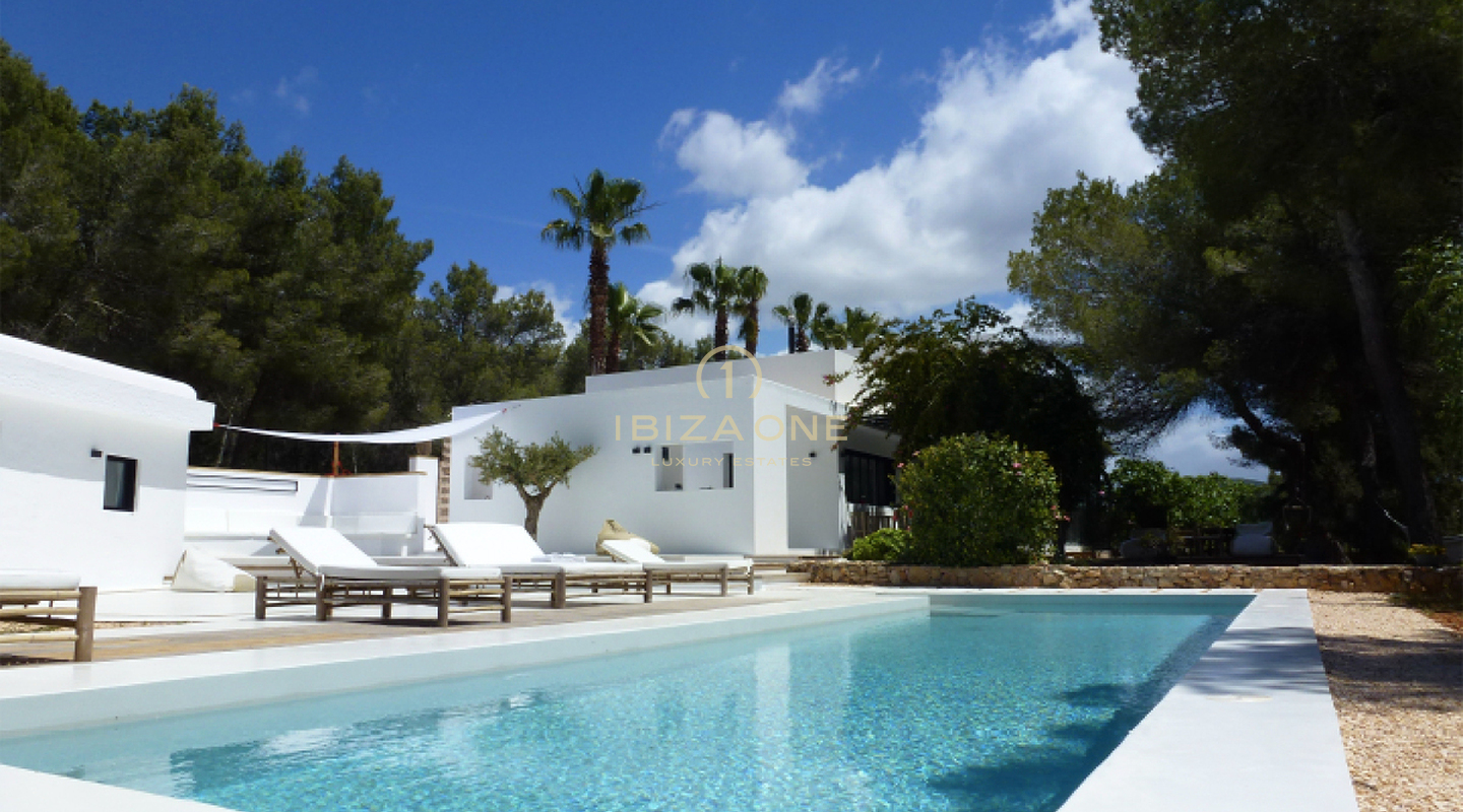 Villa de luxe à vendre et la maison de luxe est également à louer, Ibiza