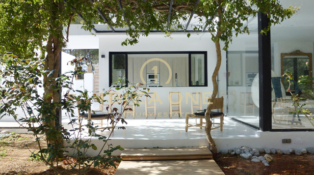 Villa de luxe à vendre et la maison de luxe est également à louer, Ibiza