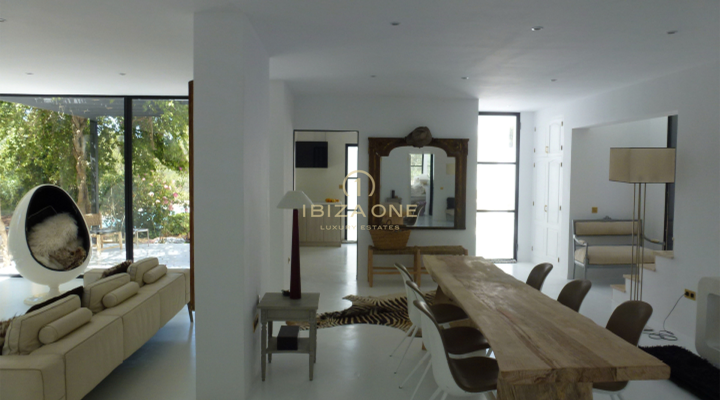 Villa de luxe à vendre et la maison de luxe est également à louer, Ibiza