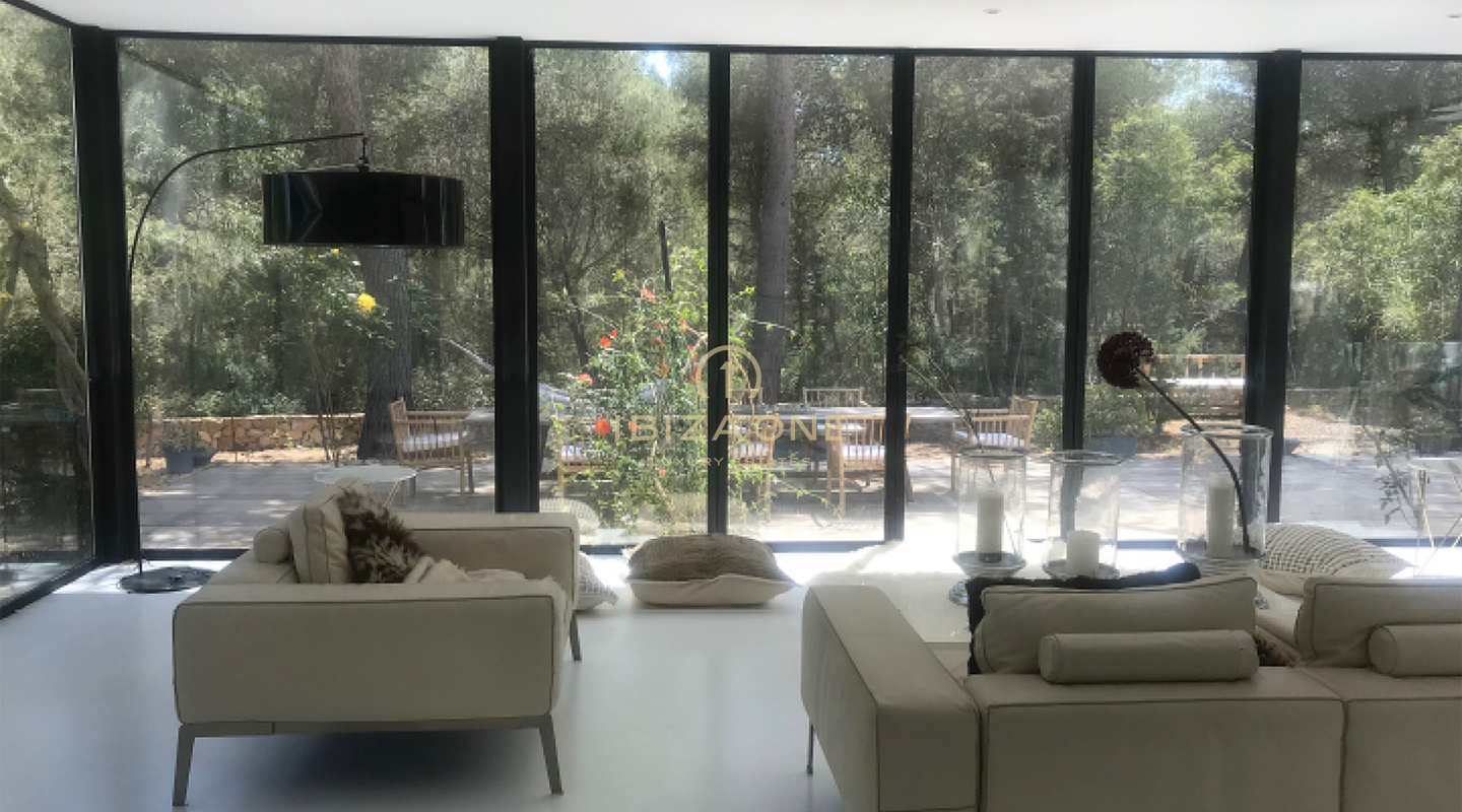 Luxusvilla zu verkaufen und das Luxushaus auch zu vermieten, Ibiza