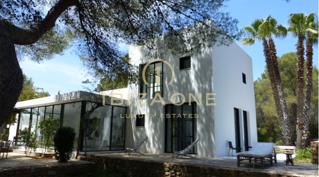 Villa de luxe à vendre et la maison de luxe est également à louer, Ibiza