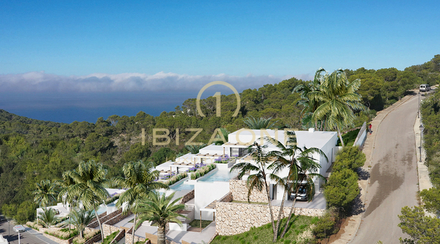 Proyecto de construcción moderna con 7 villas de lujo y vistas a Es Vedra y al mar en venta