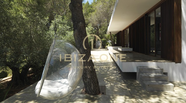 Luxurious property in the nature reserve with breathtaking views over Cala Jondal, Salinas and Formentera for sale and the luxury villa is also for rent, Ibiza