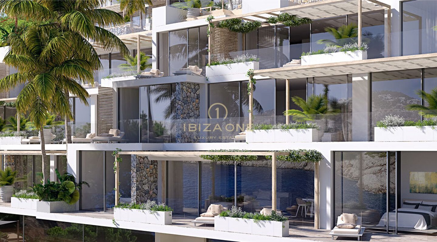Modern luxury penthouse with sea views and sea access in Mallorca for sale