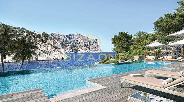 Modern luxury penthouse with sea views and sea access in Mallorca for sale