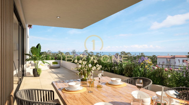 Complexe résidentiel nouvellement construit avec penthouse de luxe et vue sur la mer à Majorque à vendre