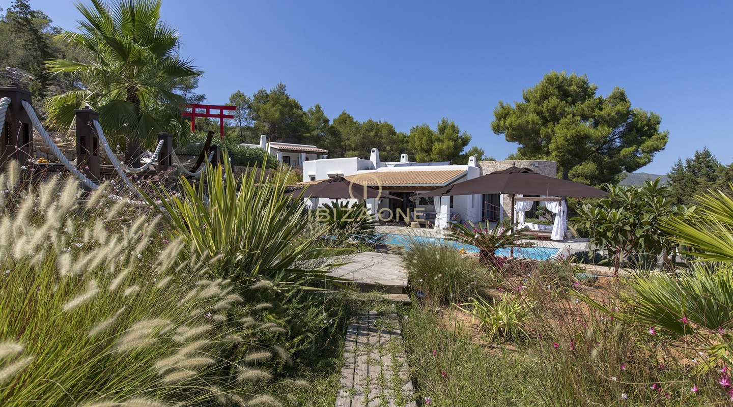 Großes Finca Anwesen mit Gästehaus und Meerblick zum Verkauf