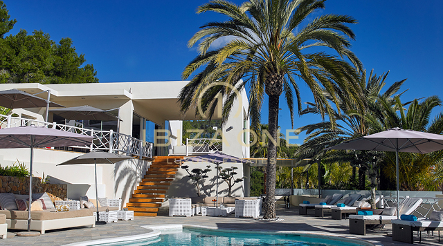 Magnífica villa de lujo con vistas al mar y licencia de alquiler cerca de Ibiza ciudad en alquiler, Ibiza