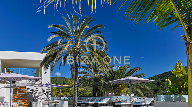 Magnifica villa di lusso con vista mare e licenza di locazione vicino alla città di Ibiza in affitto, Ibiza