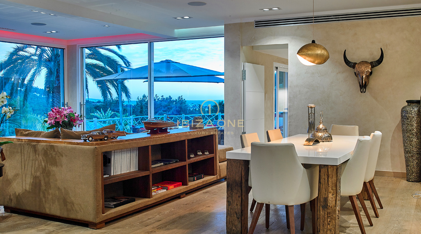 Prachtige luxe villa met zeezicht en verhuurvergunning nabij Ibiza-stad te huur, Ibiza