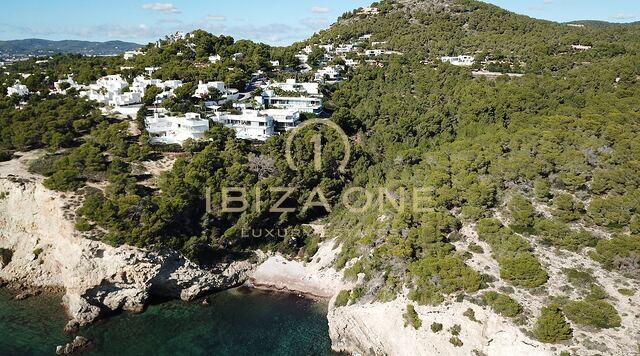 Moderna villa di lusso per le vacanze con vista sul mare e vicino alla città di Ibiza e Talamanca in affitto, Ibiza