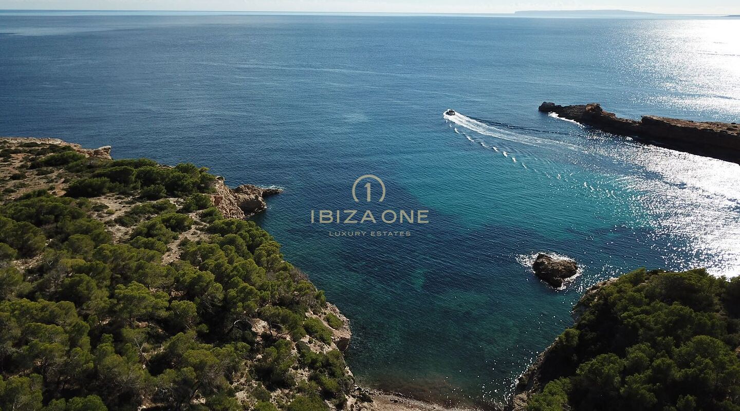 Moderne luxe vakantievilla met zeezicht en dichtbij Ibiza-stad en Talamanca te huur, Ibiza