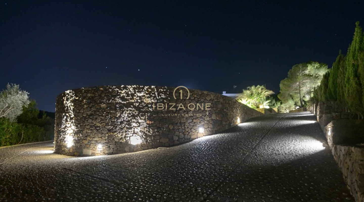 Hermosa villa con privacidad y una vista fantástica en venta y alquiler - licencia de alquiler