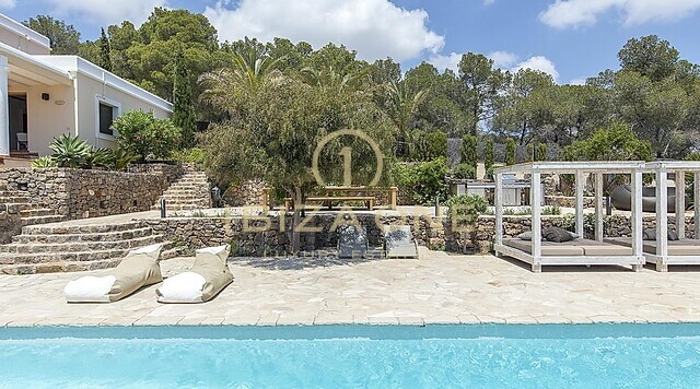Hermosa villa con privacidad y una vista fantástica en venta y alquiler - licencia de alquiler