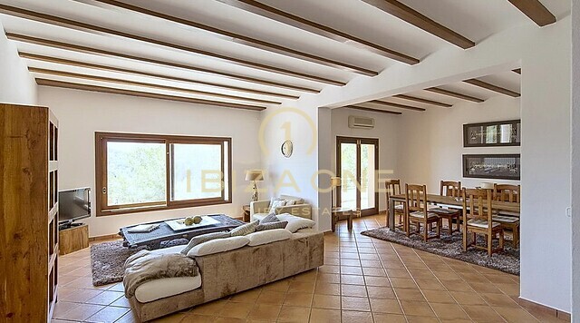 Bellissima villa con privacy e una fantastica vista in vendita e noleggio - licenza di noleggio