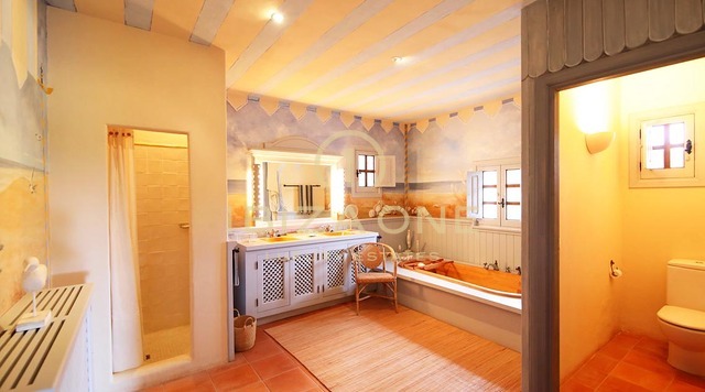 Authentic luxury Ibiza finca with beautiful views of the sea and the land for sale, Ibiza
