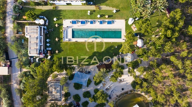 Complexe de luxe paradisiaque avec vue sur la mer à louer, Ibiza