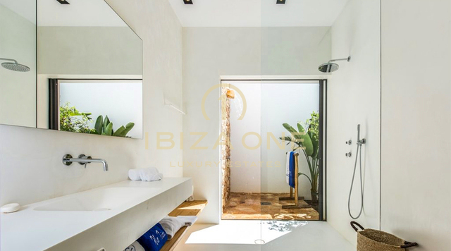 Heavenly luxury resort with sea views for rent, Ibiza