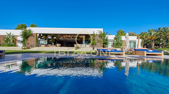 Hemels luxe resort met zeezicht te huur, Ibiza