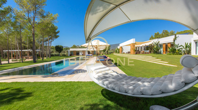 Heavenly luxury resort with sea views for rent, Ibiza
